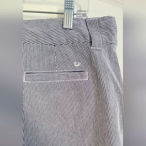 Tommy Hilfiger Sz 8 Mid Rise Reade Bermuda Seersucker Shorts White Blue Striped.